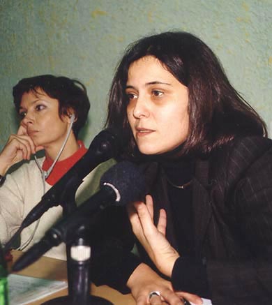 Марьяна КАЦАРОВА на семинаре "Оказание практической помощи жертвам пыток", Москва, ноябрь, 1999 г.